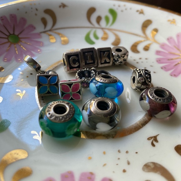 Pandora Charms - Picture 2 of 6
